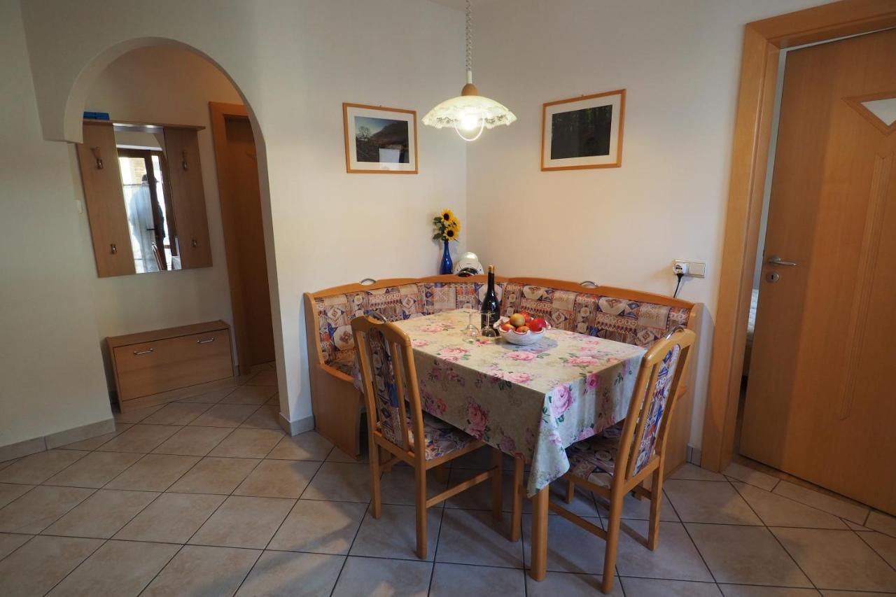 Ferienwohnungen Luggin Caldaro Exterior foto