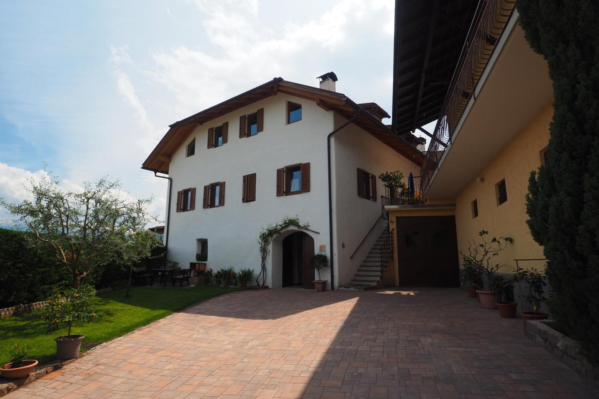 Ferienwohnungen Luggin Caldaro Exterior foto